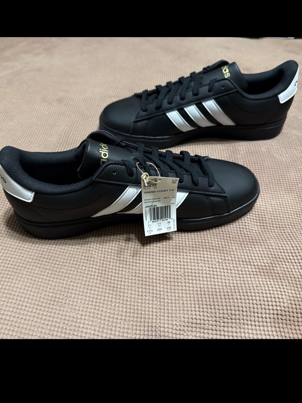 adidas Daily 3.0 Grey White Size 10 Men / 11 Women